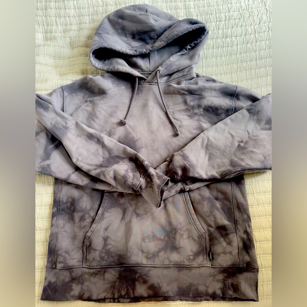 Aritzia TNA Boyfriend hoodie tie dye purple grey
